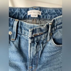 Good American Straight Leg Jeans